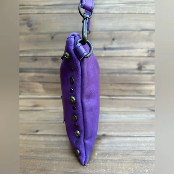 Viola Castellani Milano Studded Italian Leather ‘Star’ Patch Crossbody Handbag - Picture 5 of 14